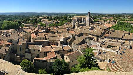 Découvrir la ville d'Uzes