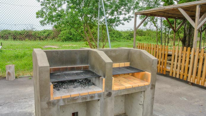 camping avec barbecue camargue