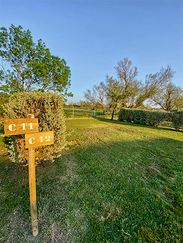 emplacement tente camping camargue