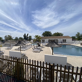 Camping piscine Camargue