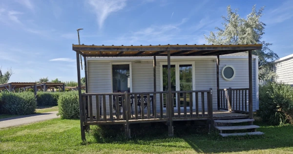 camping aigues mortes